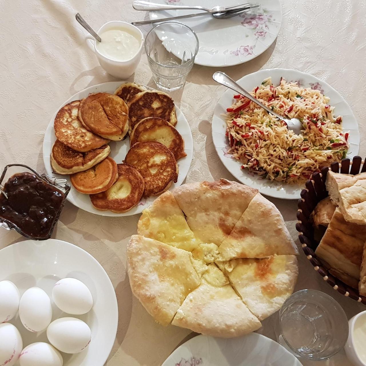 Hilltop Местия Екстериор снимка